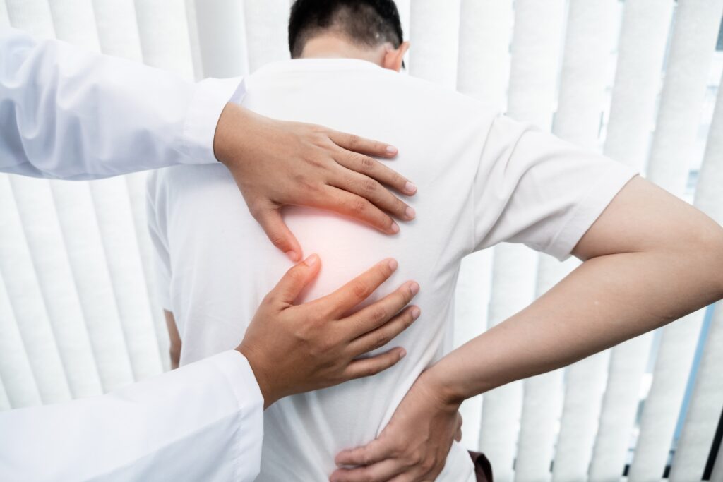 chiropractic treameant in toronto clinic